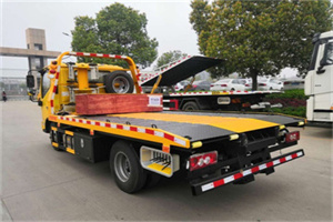 东西湖道路救援拖车报价