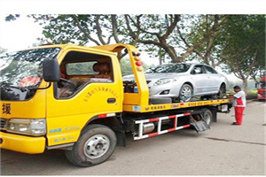 东西湖附近24小时汽车拖车服务热线