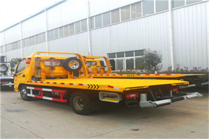 东西湖附近拖车救援搭电