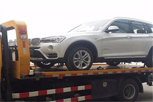 东西湖拖车24小时服务电话